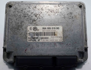 Volkswagen 1.6L AEH/AKL Golf MK4 Bora Engine Control Unit 06A906019BQ