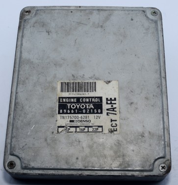 Toyota Corolla (1995) Engine Control Unit 89661-02150