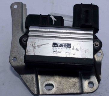 Toyota Hiace Commuter Air Intake Pump Engine Control Unit 89580-26012
