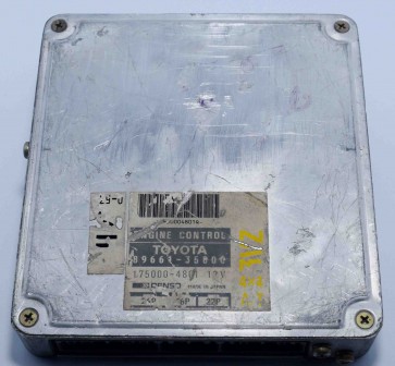Toyota 4Runner Hilux 3VZ 4x4 A/T Engine Control Unit 89661-35800
