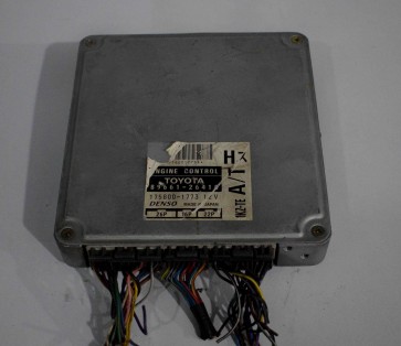 Toyota Engine Control Unit 89661-26410 Engine Control Module 1KZ-TE A/T
