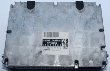 Toyota Altezza Gita TA-JCE15W 040 FG20 Engine Control Unit 89661-53410