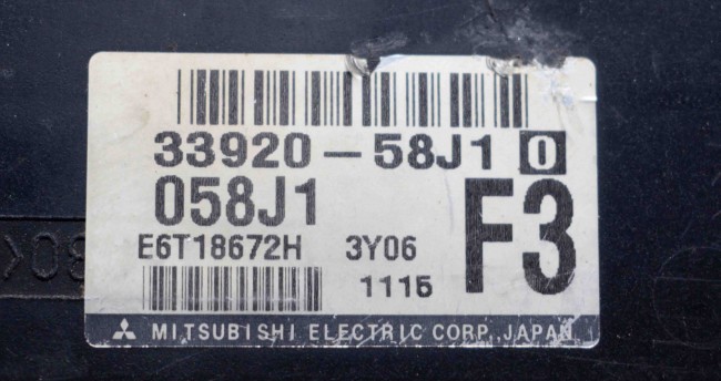 Suzuki Wagon R (2003) UA-MH21S Engine Control Unit 33920