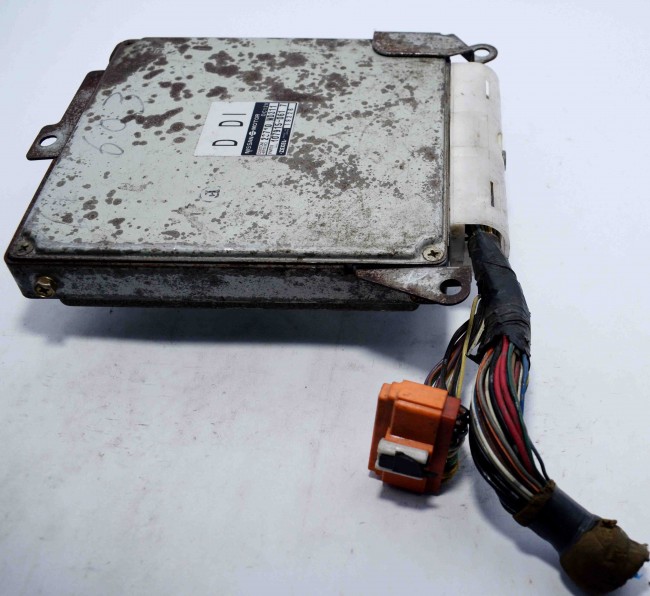 Nissan Engine Control Unit 107915-0617 23710 WD311 ECU PCM