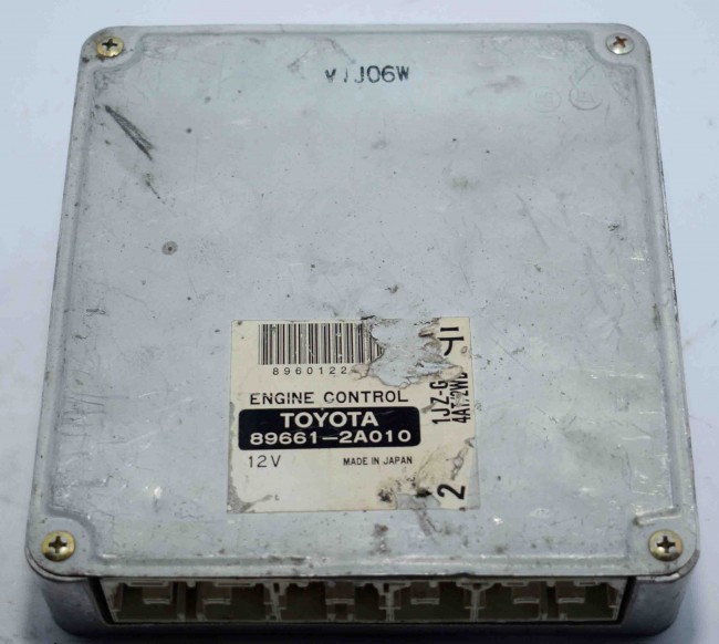 Toyota Chaser GF-JZX100 1JZ-G 4AT/2WD Engine Control Unit