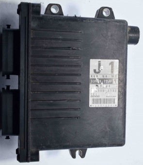 Suzuki Alto Engine Control Unit 33920-72JF 112300-3702 K6A NA M/T