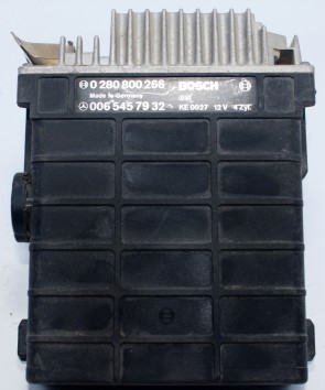 Mercedes Engine Control Unit / Module 006 545 79 32 006-545-79-32 KE0027 12v 4Zyl BOSCH 0 280 800 266 0-280-800-266