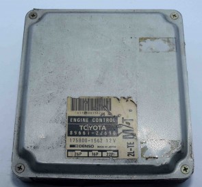 Toyota Engine Control Unit 89661-22690 2L-TE M/T