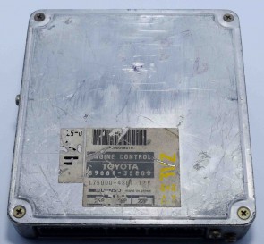 Toyota 4Runner Hilux 3VZ 4x4 A/T Engine Control Unit 89661-35800