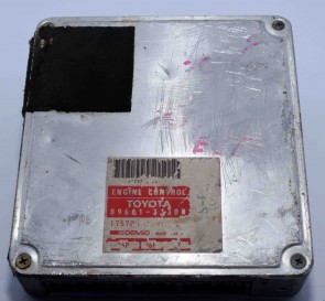 Toyota Camry DV10 Engine Control Unit 89661-33300 (Holden Apollo JM JP Parts) 5S-FE M/T