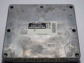 Toyota RAV4 1AZ-FE (2000-2003) 4x4 M/T Engine Control Unit 89661-42690 